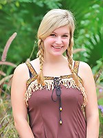 Danielle plays with her pussy outside