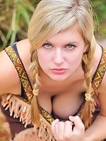 Danielle plays with her pussy outside