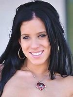 Tatiana does a tease in a public place