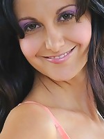 Luna plays with her meaty pussy