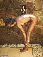 Valerie Shower and Shave