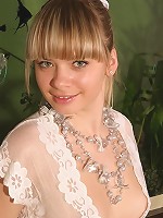 Cute teen loves getting naked for the camera