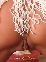 Horny Blonde Babe makes a sexy streaptease