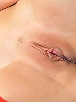 These stocking tops match just perfectly with a little further up. Stay to admire them a moment.