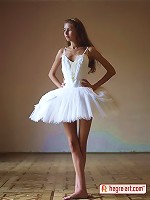 Alya – Ballerina