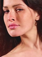 Dasha – Amble Curves