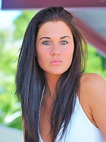 Harper baring it all outside