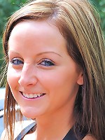 Melissa stuffs panties and pearls into her pussy