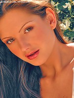 Bubbly Sandra in the garden stripping her nightie revealing her awesome curvy body