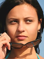 Skinny beautiful brunette Nivetta shows her perfect bottom