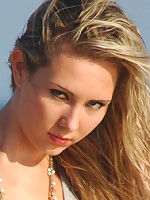 Veronika does some sinful posing out on the beach