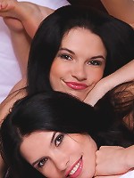 PRESENTING MARTA & ROSA