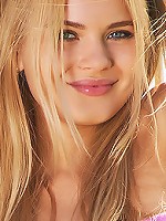 Talia | Flourish of Color