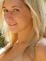 Nubiles.net Lilly Banks - Gorgeous Lilly Banks shows off her naked body outdoors on a sunny day