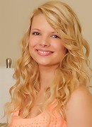 Nubiles.net Stella Banxxx - Sexy Stella Banxxx stimulates her clit as she cums just for you