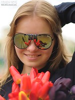 Very beautiful girl poses naked