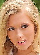 Michelle Moist from OnlyTease