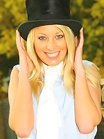 Maria Sheriff from OnlyTease